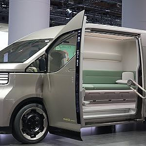 TOYOTA new HIACE Concept highroof - 新型 ハイエース コンセプト ハイルーフ #モビショー